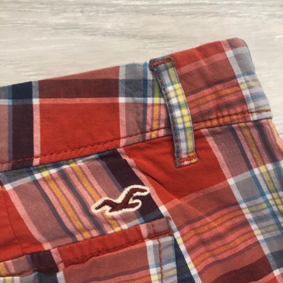 A set of short shorts - Picture 6 of 8